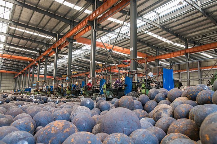 南开网架配件车间